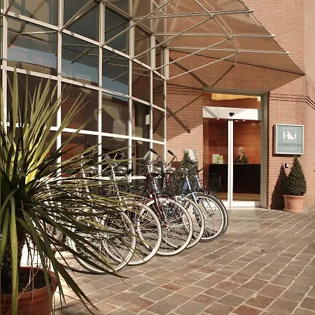 Exe Toscana Hotel 4*