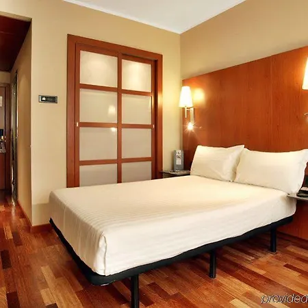 Exe Toscana Hotel 4*